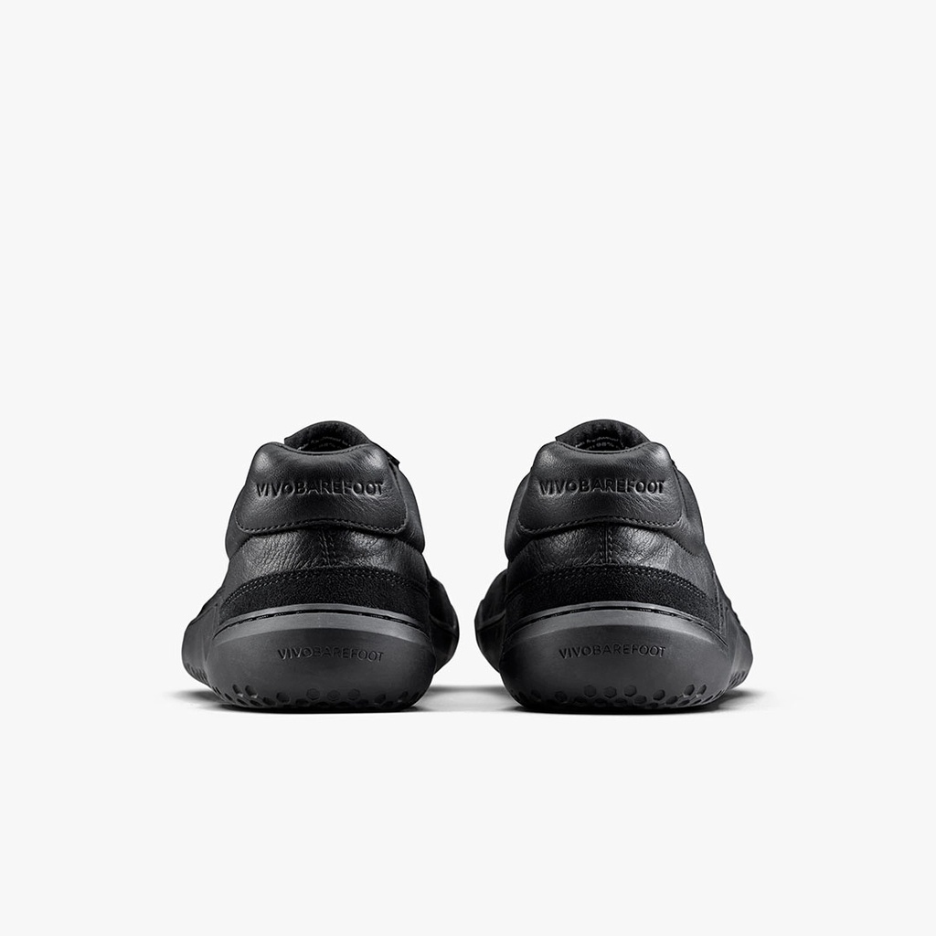 Gobi_Sneaker_Triple Black_05.jpg