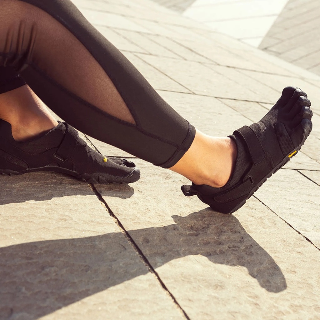 FiveFingers_KDM Sport_Black_10.jpg